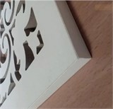 Экран для радиатора отопления из МДФ. Решетка для батарей. Цвет белый. ширина 100 см высота 60 см. Узор Альфа. экран альфа 1000*600 белый