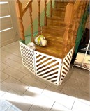 Широкий барьер загородка для собак. Ограждение для собак. Высота 58 см, ширина 150 см. Цвет белый. барьер полоски белый 150-1